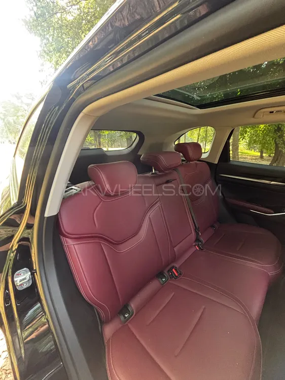 Haval H6 2025 for Sale in Gujranwala Haval H6 2025 for Sale in Gujranwala Image-11