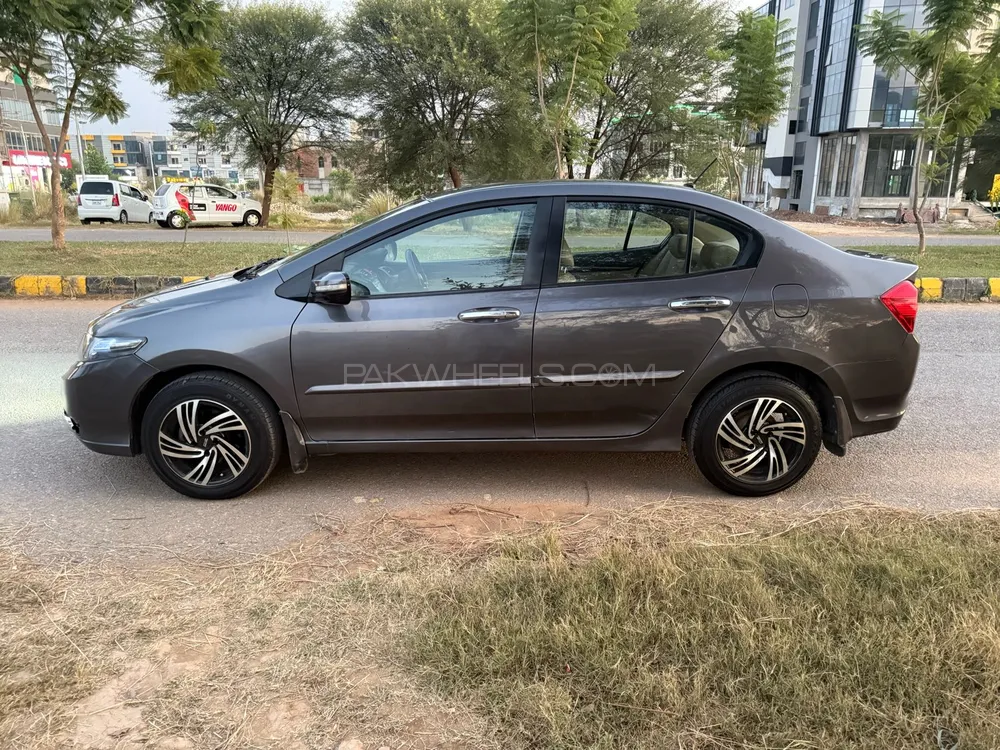 ہونڈا سٹی 2021 for Sale in اسلام آباد ہونڈا سٹی 2021 for Sale in اسلام آباد Image-14