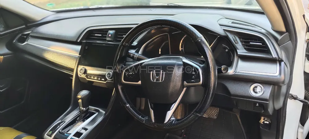 Honda Civic 2017 for Sale in Gujranwala Honda Civic 2017 for Sale in Gujranwala Image-9