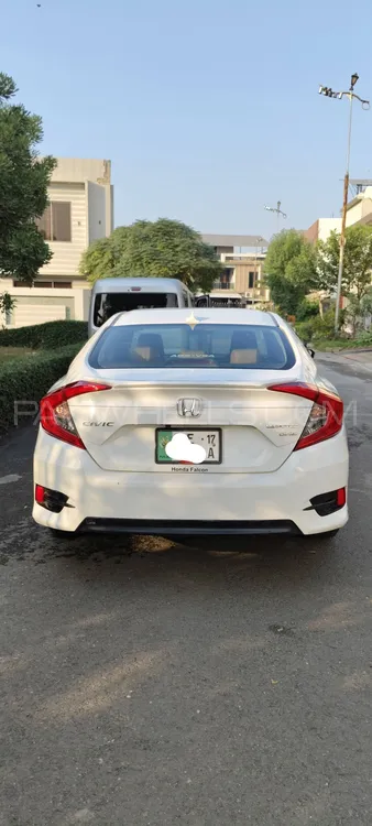 Honda Civic 2017 for Sale in Gujranwala Honda Civic 2017 for Sale in Gujranwala Image-16