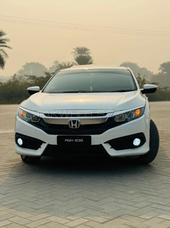 Honda Civic 2017 for Sale in Multan Image-1