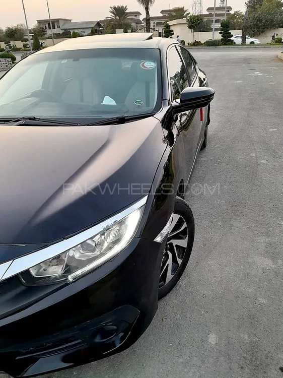 Honda Civic 2018 for Sale in Lahore Honda Civic 2018 for Sale in Lahore Image-10