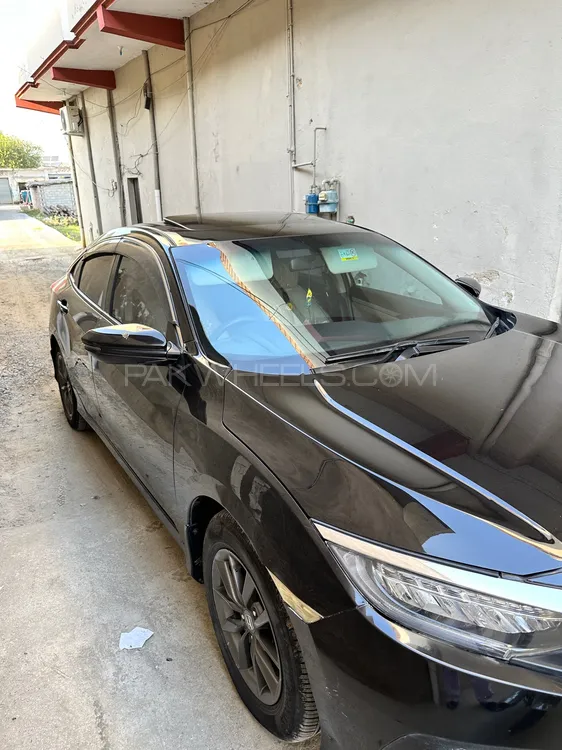 Honda Civic 2020 for Sale in Mardan Image-1