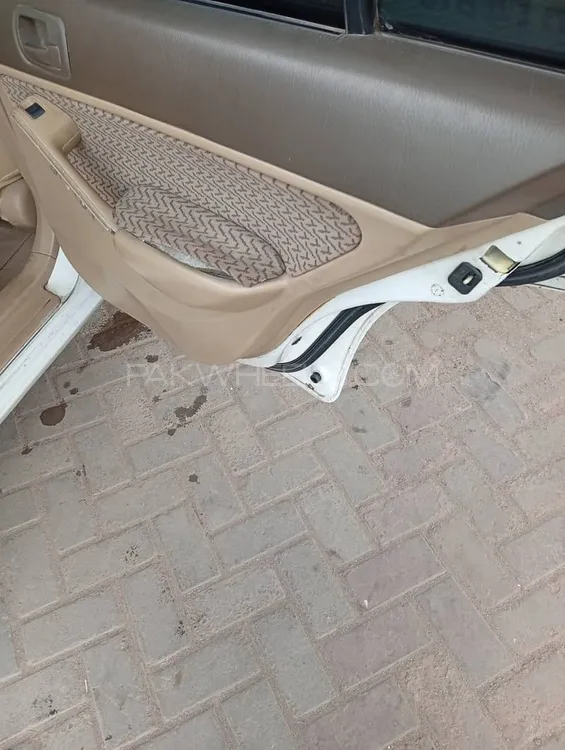 Honda Civic 2005 for Sale in Multan Honda Civic 2005 for Sale in Multan Image-12