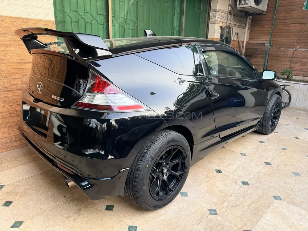 Honda CR-Z 2011 for Sale in Lahore Image-1