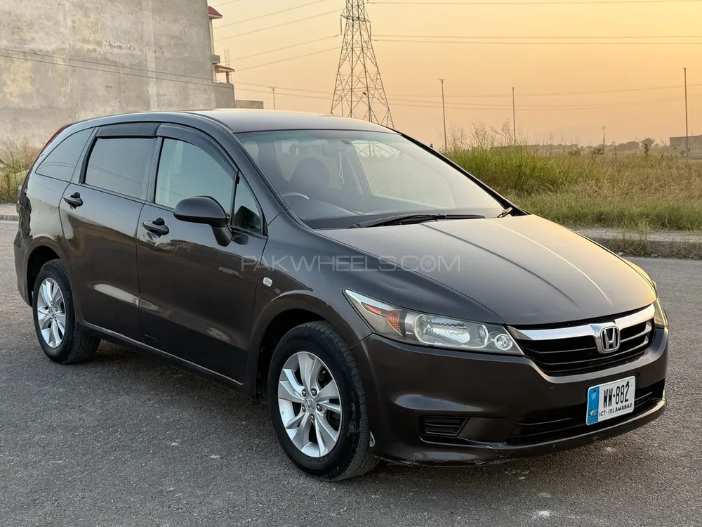Honda Stream 2007 for Sale in Rawalpindi Honda Stream 2007 for Sale in Rawalpindi Image-9