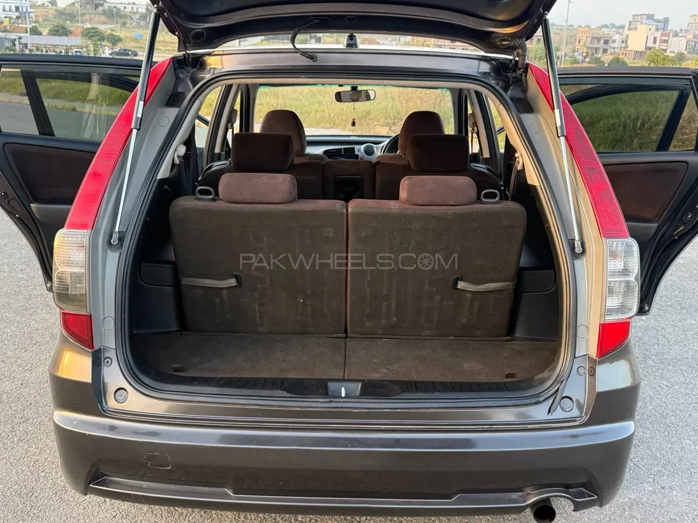 Honda Stream 2007 for Sale in Rawalpindi Honda Stream 2007 for Sale in Rawalpindi Image-12