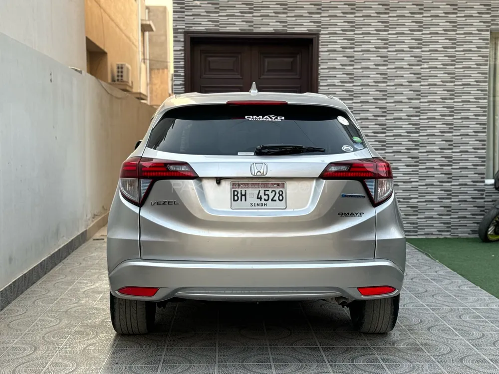 Honda Vezel 2014 for Sale in Karachi Honda Vezel 2014 for Sale in Karachi Image-10