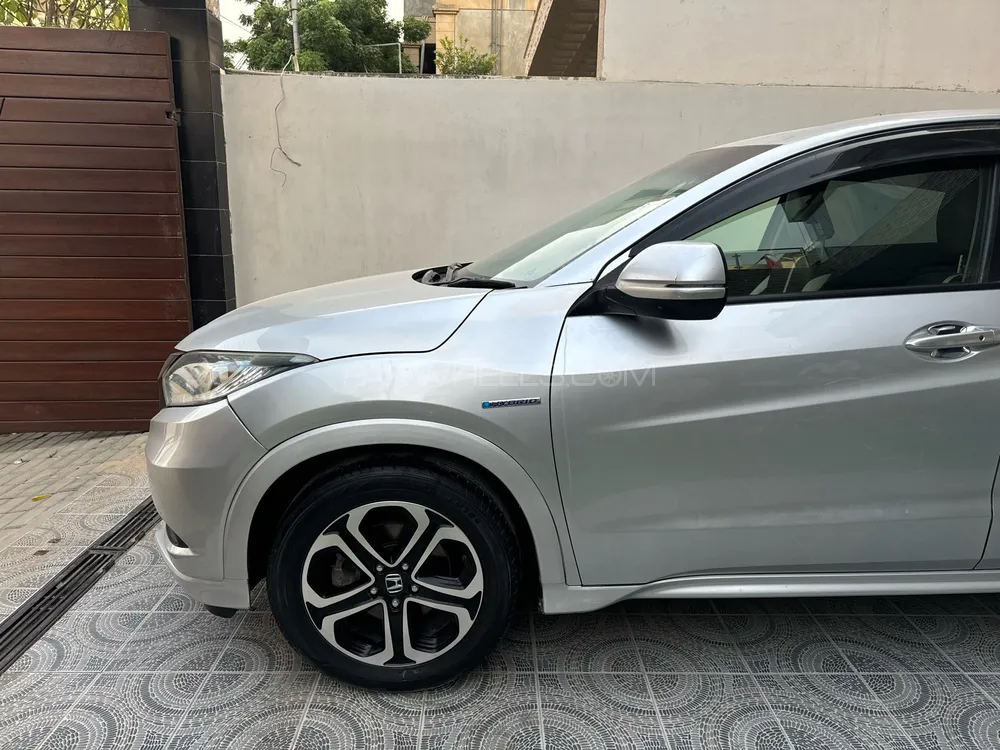 Honda Vezel 2014 for Sale in Karachi Honda Vezel 2014 for Sale in Karachi Image-19