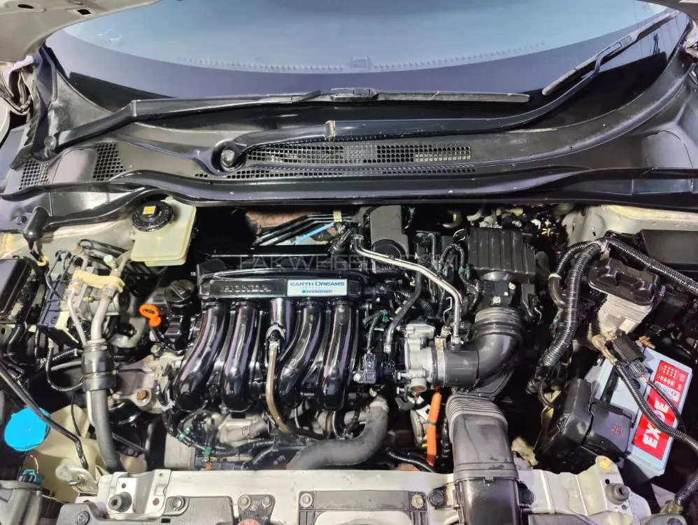 Honda Vezel 2014 for Sale in Islamabad Honda Vezel 2014 for Sale in Islamabad Image-7