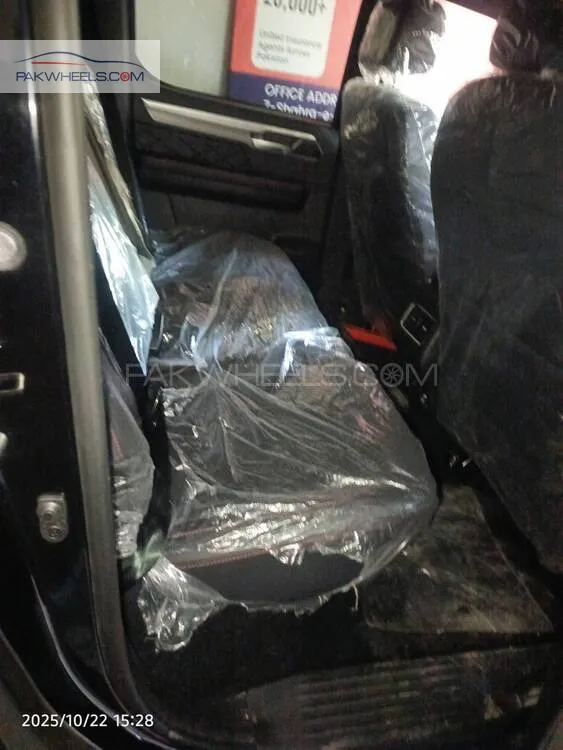 JAC T9 2025 for Sale in Lahore JAC T9 2025 for Sale in Lahore Image-11