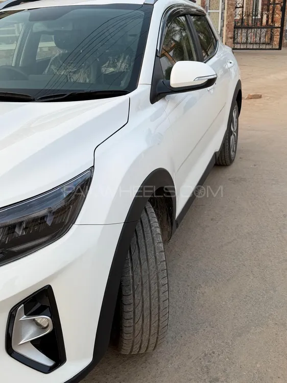 KIA Stonic 2025 for Sale in Faisalabad KIA Stonic 2025 for Sale in Faisalabad Image-3