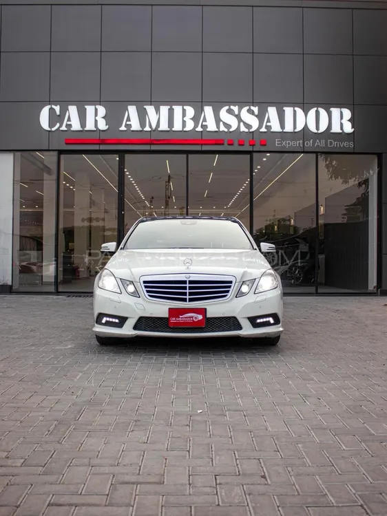 مرسڈیز بینز ای کلاس 2010 for Sale in اسلام آباد مرسڈیز بینز ای کلاس 2010 for Sale in اسلام آباد Image-2
