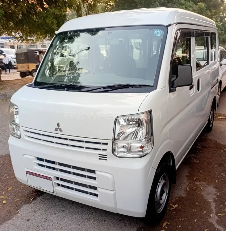 Mitsubishi Minicab 2020 for Sale in Karachi Image-1