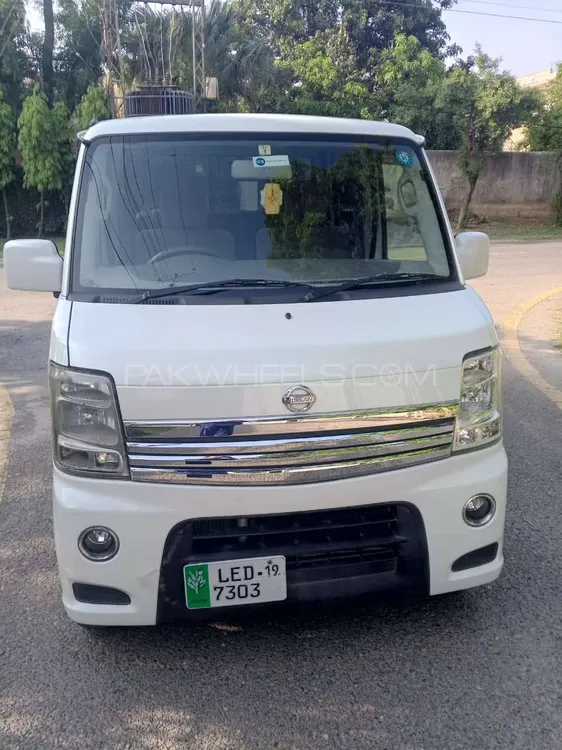 Suzuki Every Wagon 2013 for Sale in Lahore Image-1