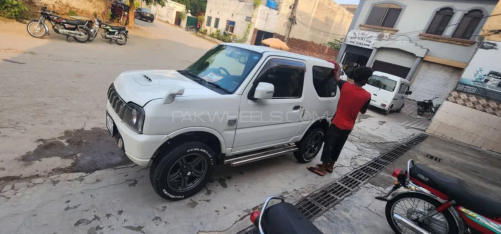 Suzuki Jimny 2016 for Sale in Lahore Suzuki Jimny 2016 for Sale in Lahore Image-1