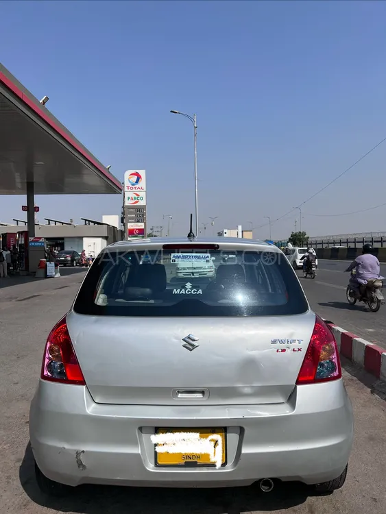 Suzuki Swift 2010 for Sale in Karachi Suzuki Swift 2010 for Sale in Karachi Image-8
