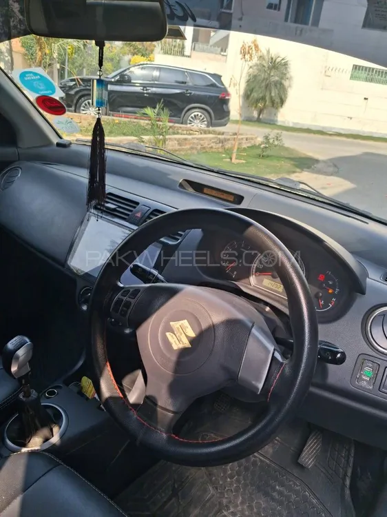 Suzuki Swift 2014 for Sale in Lahore Suzuki Swift 2014 for Sale in Lahore Image-8