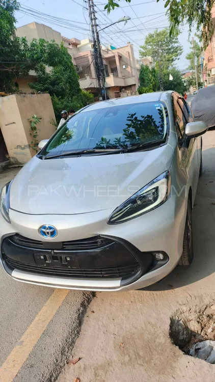 Toyota Aqua 2021 for Sale in Lahore Image-1