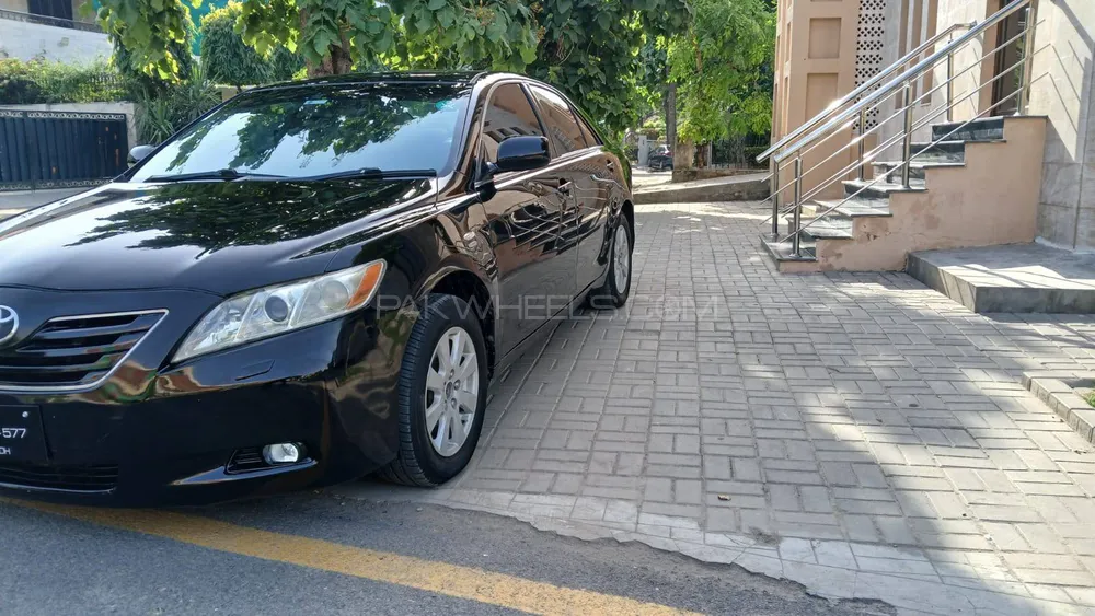 Toyota Camry 2007 for Sale in Lahore Image-1