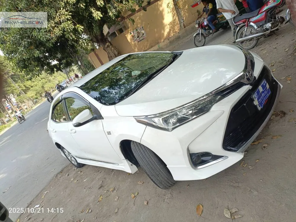 Toyota Corolla 2017 for Sale in Lahore Toyota Corolla 2017 for Sale in Lahore Image-2