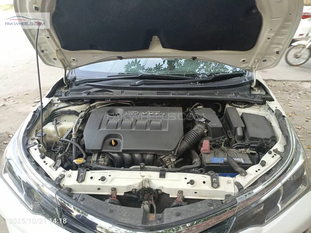 Toyota Corolla 2017 for Sale in Lahore Toyota Corolla 2017 for Sale in Lahore Image-8