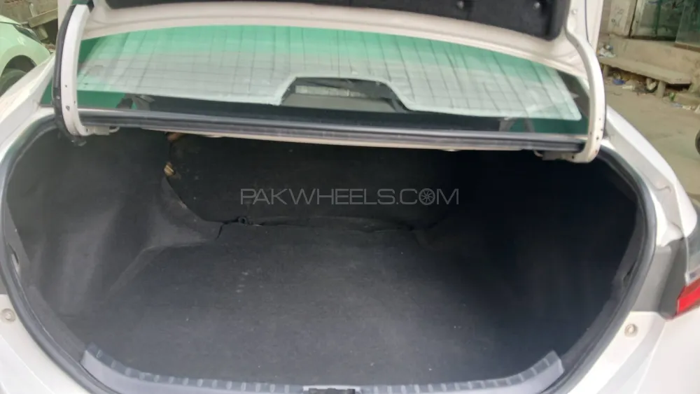 Toyota Corolla 2022 for Sale in Nowshera Virka Toyota Corolla 2022 for Sale in Nowshera Virka Image-6