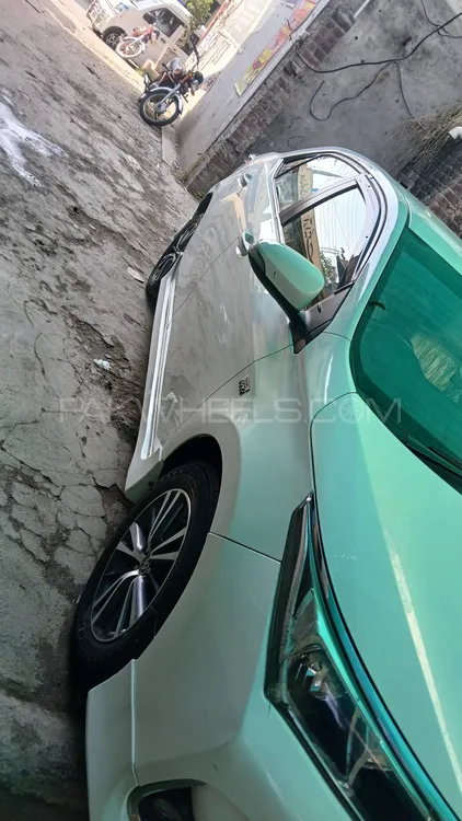 Toyota Corolla 2022 for Sale in Nowshera Virka Toyota Corolla 2022 for Sale in Nowshera Virka Image-2