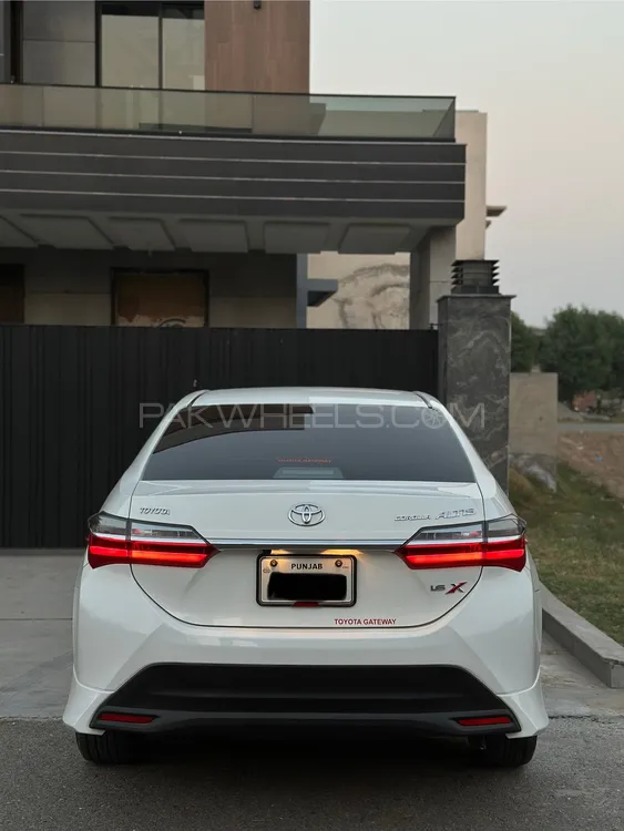 Toyota Corolla 2023 for Sale in Faisalabad Image-1