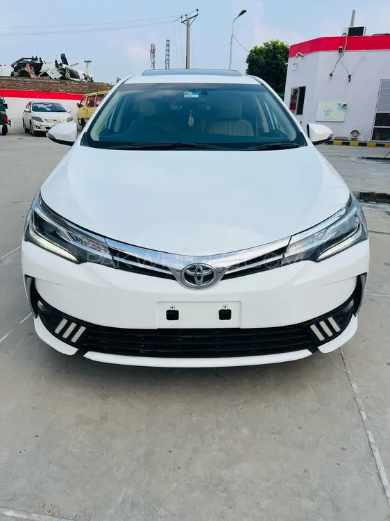 Toyota Corolla 2017 for Sale in Peshawar Image-1