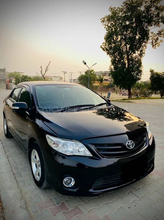 Toyota Corolla 2013 for Sale in Layyah Image-1