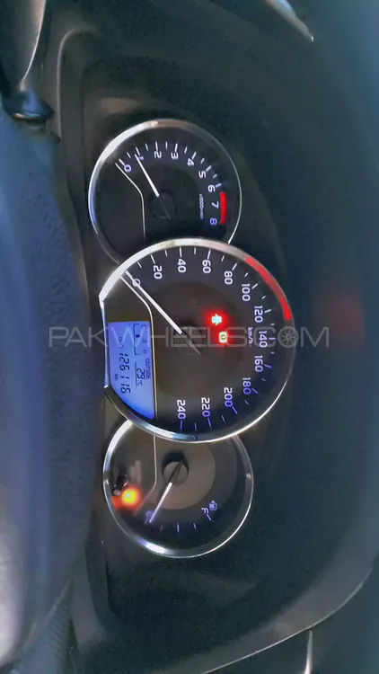 ٹویوٹا کرولا 2018 for Sale in شیخوپورہ ٹویوٹا کرولا 2018 for Sale in شیخوپورہ Image-6
