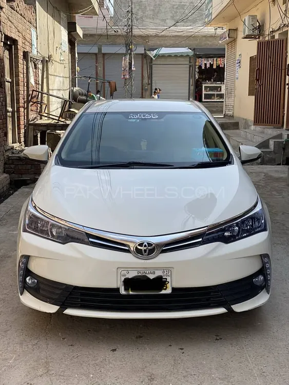 Toyota Corolla 2018 for Sale in Lahore Toyota Corolla 2018 for Sale in Lahore Image-16