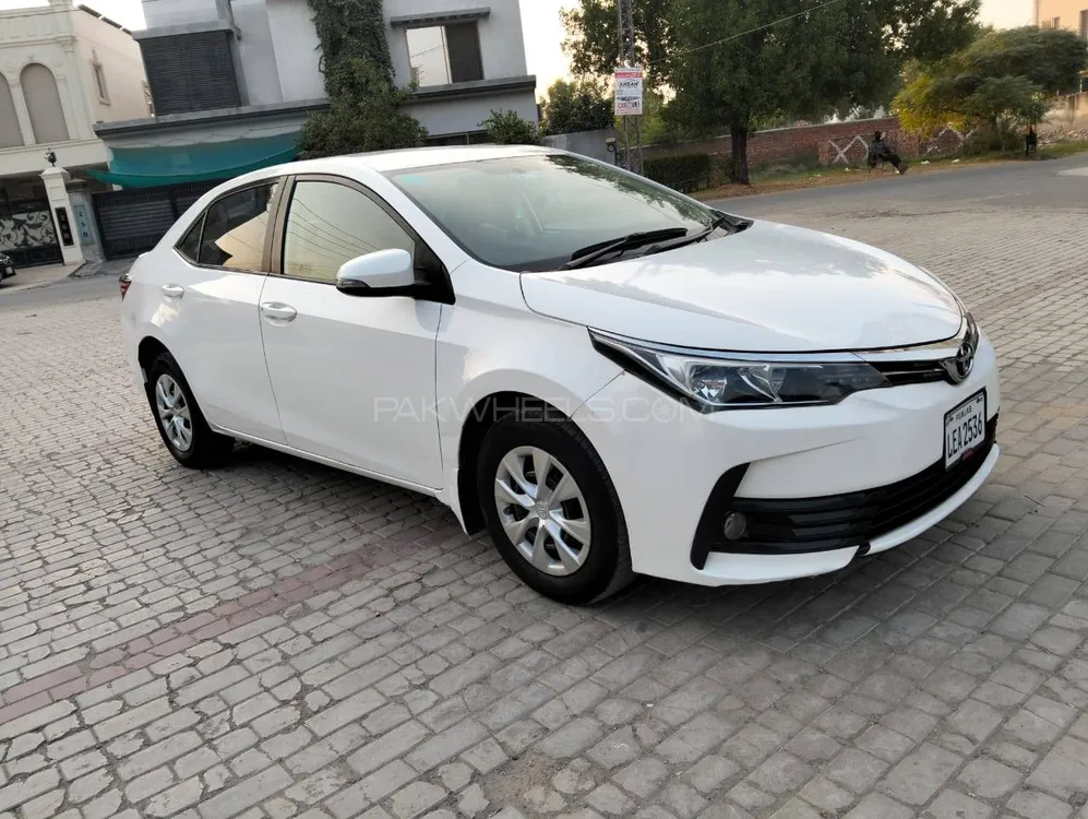 Toyota Corolla 2019 for Sale in Lahore Toyota Corolla 2019 for Sale in Lahore Image-3