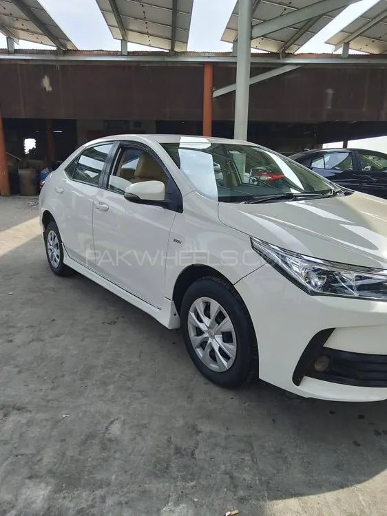 Toyota Corolla 2018 for Sale in Lahore Toyota Corolla 2018 for Sale in Lahore Image-3