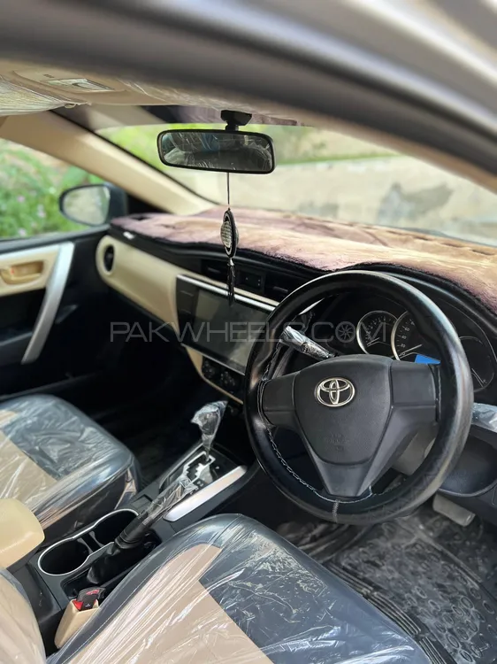 Toyota Corolla 2018 for Sale in Karachi Toyota Corolla 2018 for Sale in Karachi Image-3