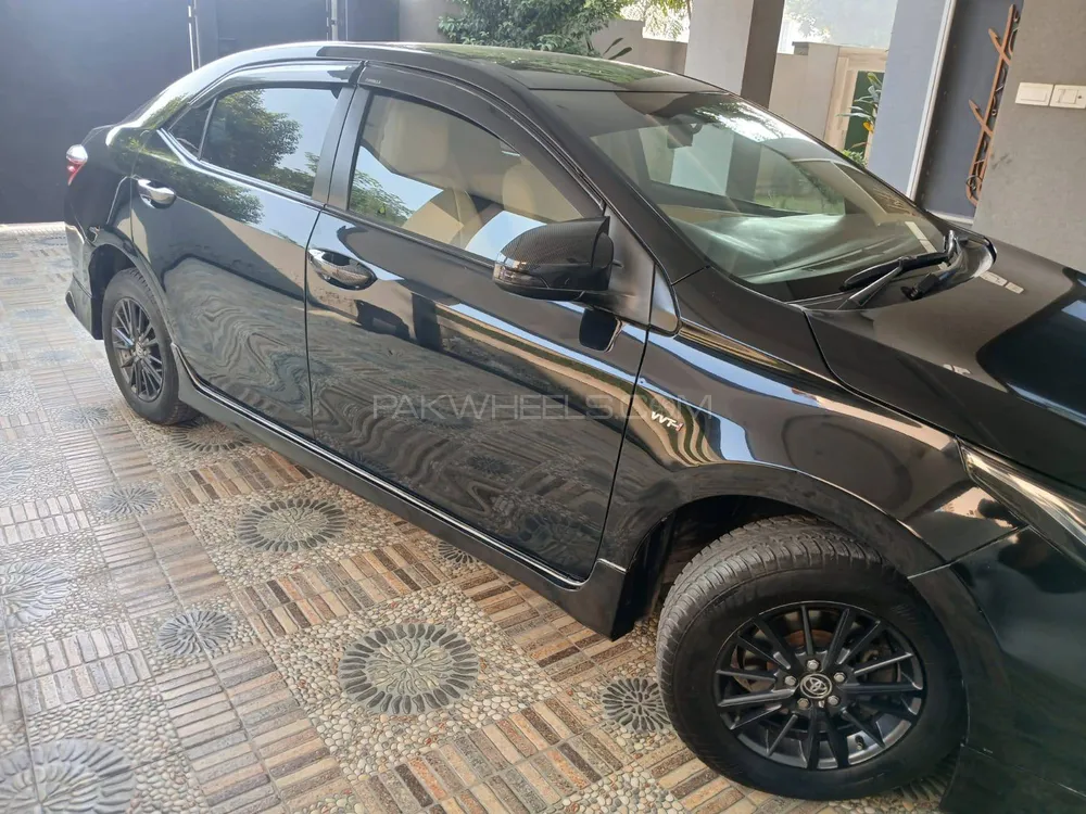 Toyota Corolla 2019 for Sale in Lahore Toyota Corolla 2019 for Sale in Lahore Image-2