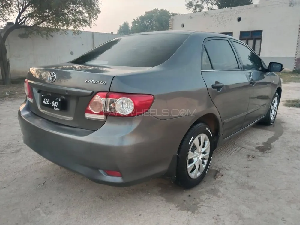 Toyota Corolla 2013 for Sale in Peshawar Toyota Corolla 2013 for Sale in Peshawar Image-4