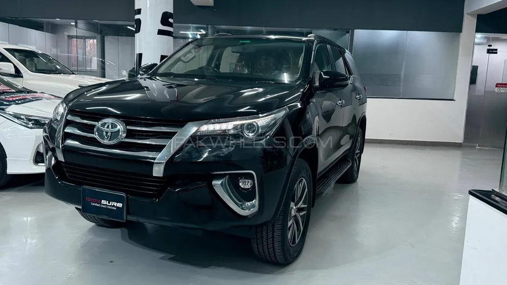 Toyota Fortuner 2020 for Sale in Lahore Image-1