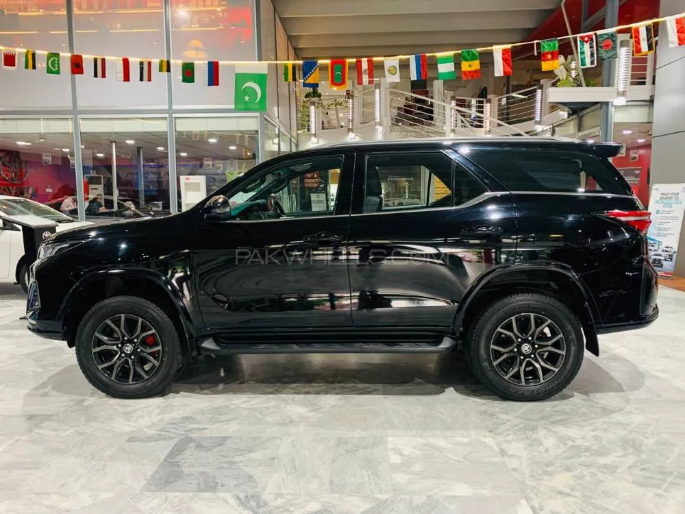 ٹویوٹا فورچیونر 2023 for Sale in اسلام آباد ٹویوٹا فورچیونر 2023 for Sale in اسلام آباد Image-11