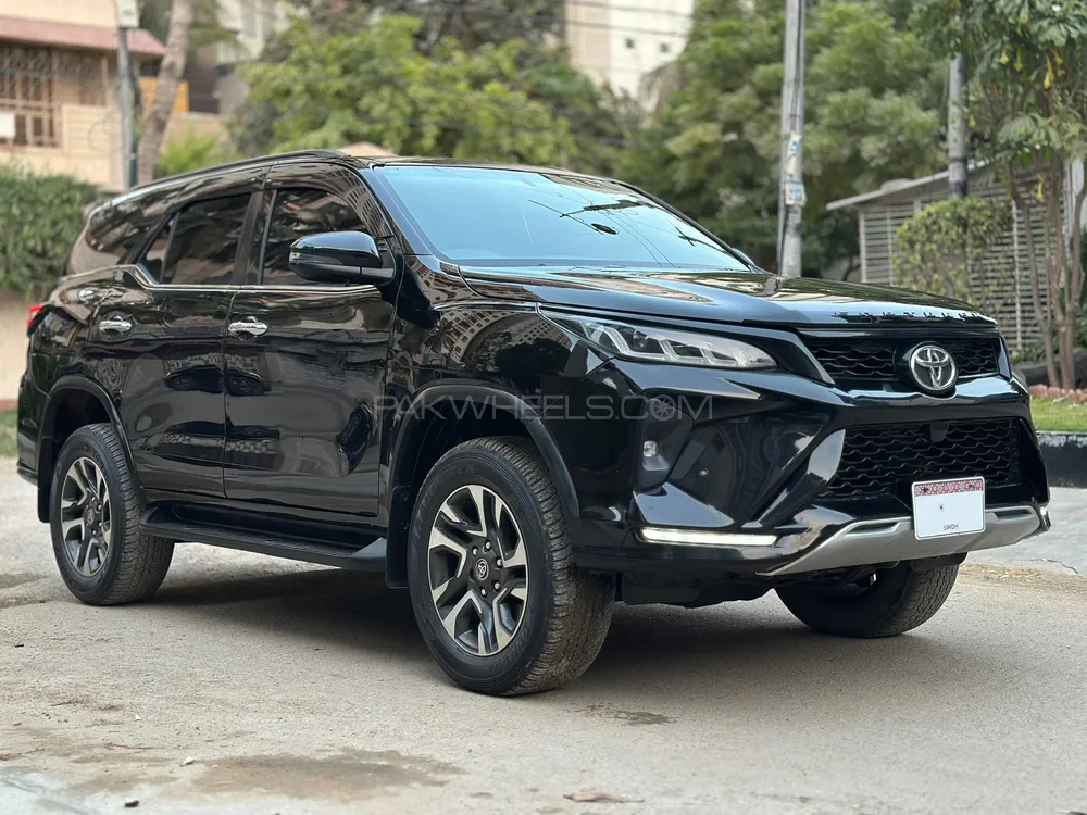 Toyota Fortuner 2022 for Sale in Karachi Image-1