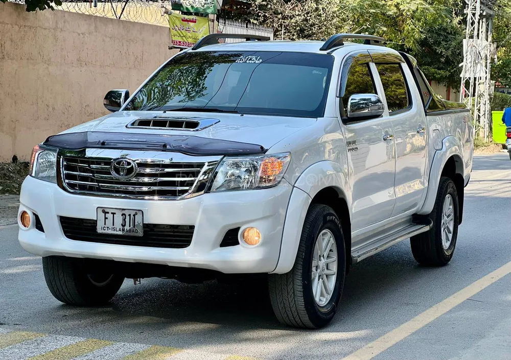Toyota Hilux 2012 for Sale in Rawalpindi Image-1