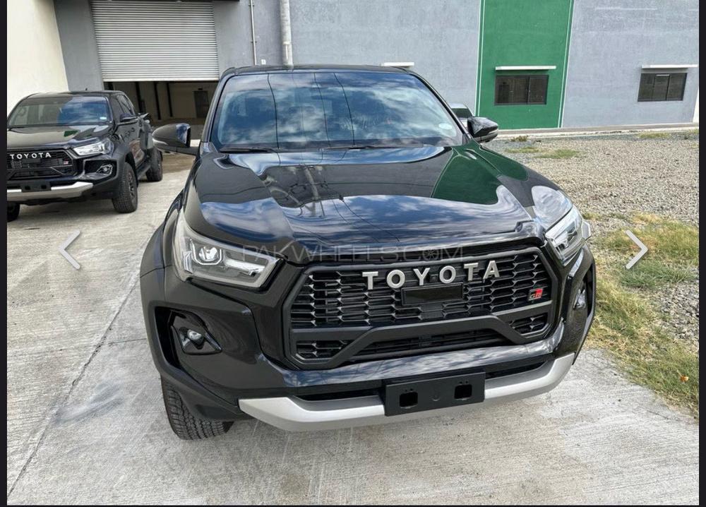 Toyota Hilux 2025 for Sale in Lahore Toyota Hilux 2025 for Sale in Lahore Image-15