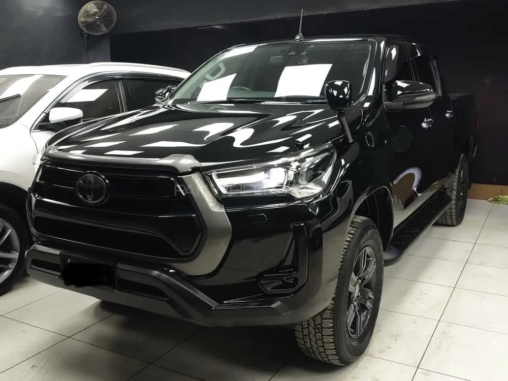 Toyota Hilux 2021 for Sale in Karachi Toyota Hilux 2021 for Sale in Karachi Image-3