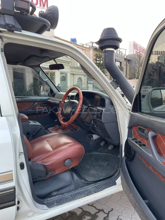 ٹویوٹا لینڈ کروزر 1997 for Sale in اسلام آباد ٹویوٹا لینڈ کروزر 1997 for Sale in اسلام آباد Image-5