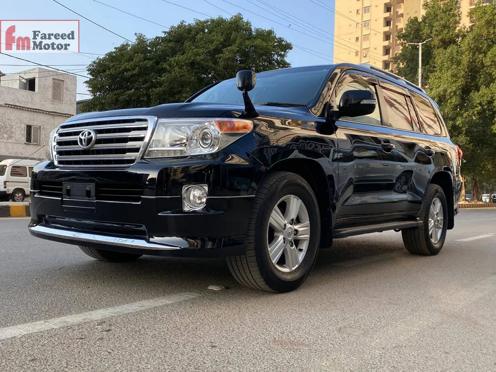 Toyota Land Cruiser 2013 for Sale in Karachi Image-1