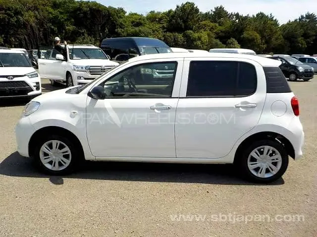 Toyota Passo 2022 for Sale in Islamabad Image-1
