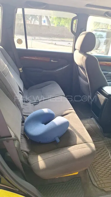 Toyota Prado 2006 for Sale in Hyderabad Toyota Prado 2006 for Sale in Hyderabad Image-4