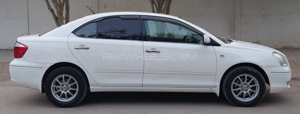 Toyota Premio 2002 for Sale in Karachi Toyota Premio 2002 for Sale in Karachi Image-2