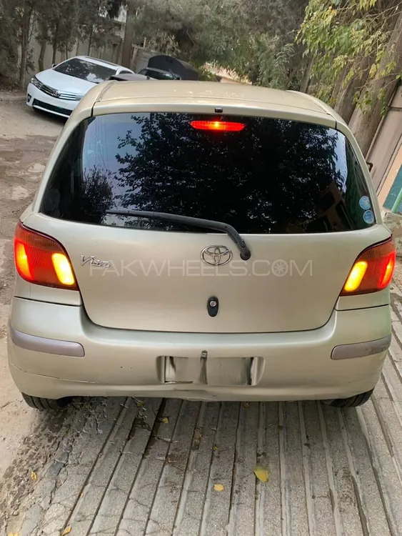 Toyota Vitz 2005 for Sale in Quetta Image-1